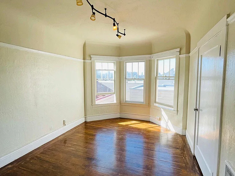 780 Hayes St #304 — Photo 3