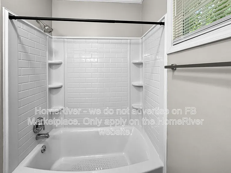 8 Brown St — Photo 11