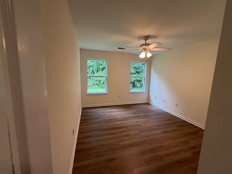 161-163 Melody Ln NW — Photo 14