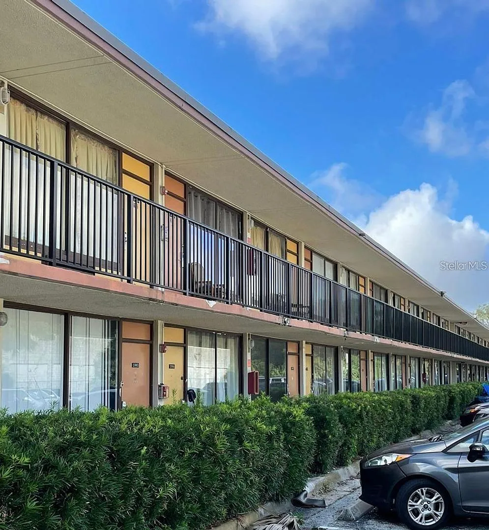 Move In Special- 50% Off One Month Of Rent! Studio Apartment, All Utilities Included. Available Now! — Photo 3