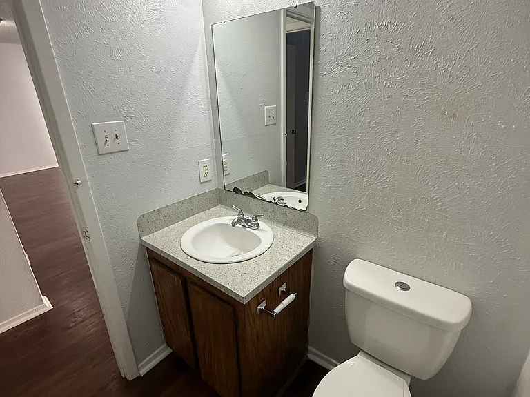 311 Blake Dr #B — Photo 12