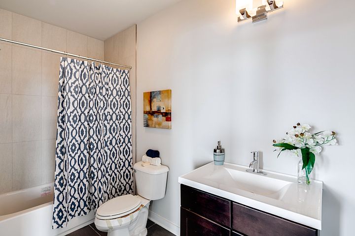 4030 Irving Bathroom 1