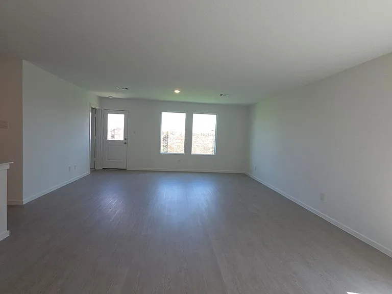 14218 Marion Downs Trl — Photo 2