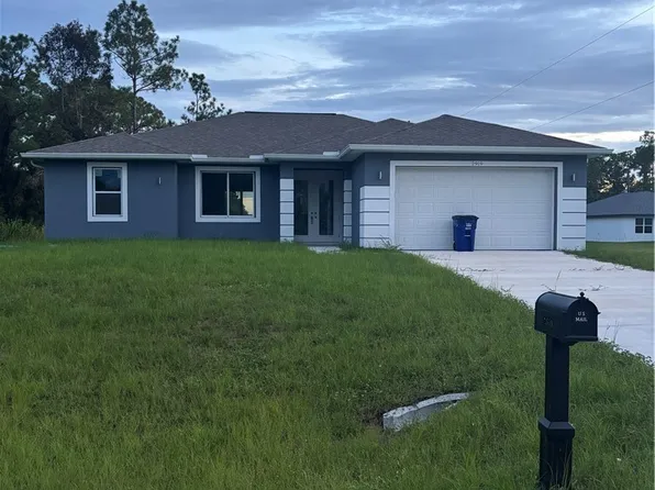 2919 52nd St W, Lehigh Acres, FL 33971