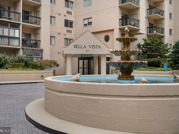 2nd image of 1211 S Eads St APT 1003