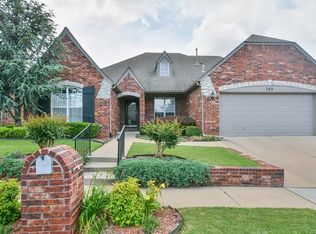 705 W Indianapolis St N, Broken Arrow, OK 74012