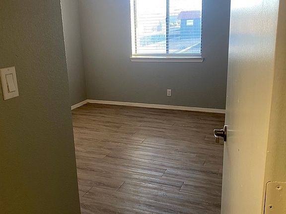 4th image of 1327 Ortiz Dr SE APT 4