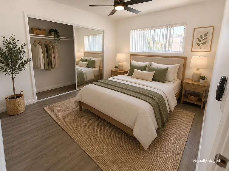 2210 Vanderbilt Ln — Photo 18