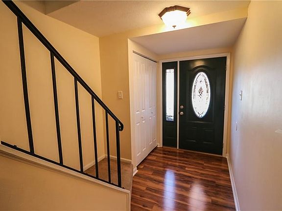 4th image of 133 Bellwood Ct