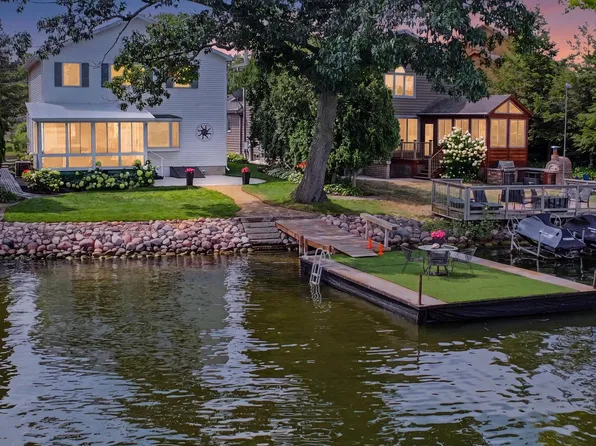 28906 Beach DRIVE, Waterford, WI 53185