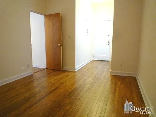 Rented by New York Quality Living Downtown | media 32