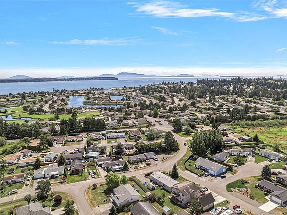 3rd image of 8343 Beach Lamar Drive