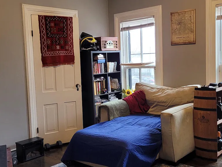 313 Lafayette Ave NE #2 — Photo 7