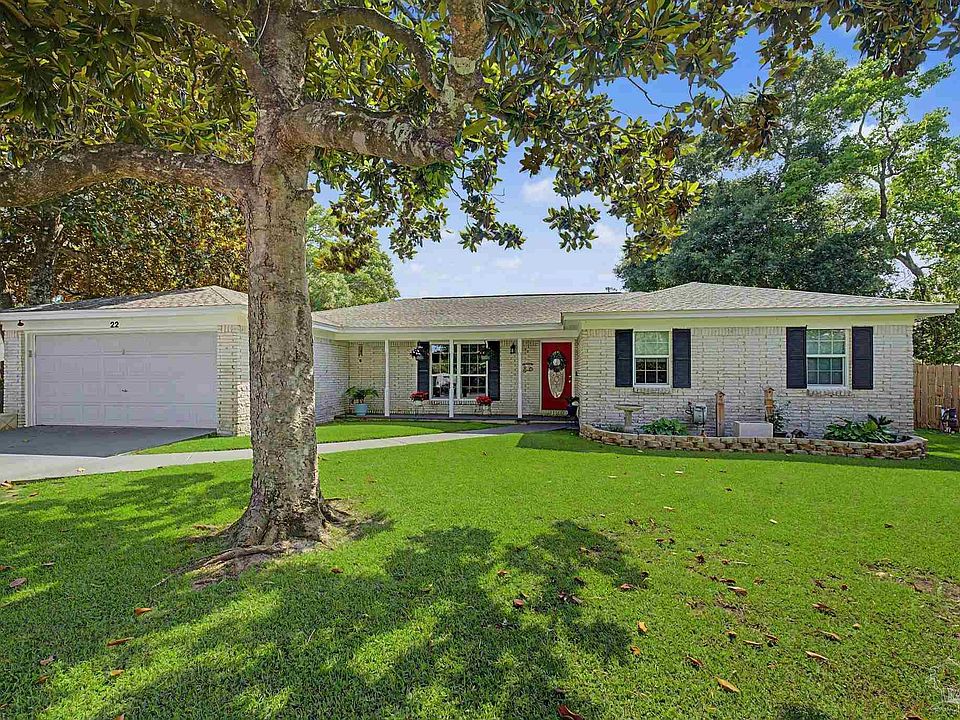 1st image of 22 Windemere Ct NW