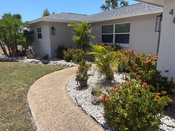 4838 Porpoise Dr, Sarasota, FL 34231
