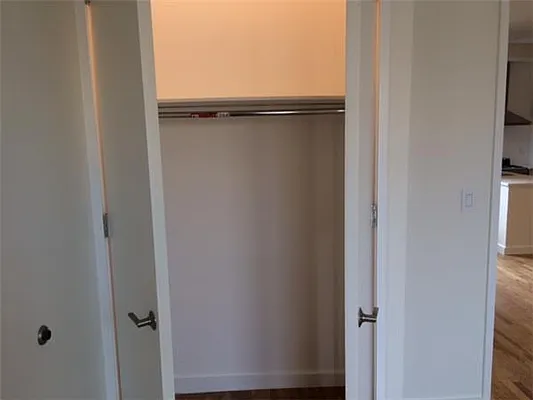 Rented by Kian Realty | media 25