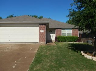 10305 Bear Hollow Dr, Fort Worth, TX 76244