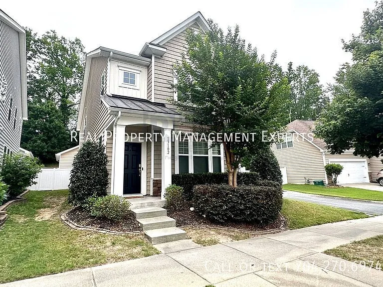 13102 Heath Grove Dr — Photo 16