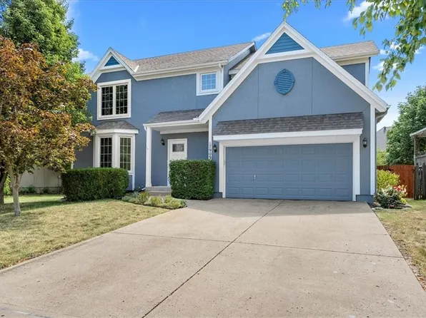 17909 W 158th St, Olathe, KS 66062