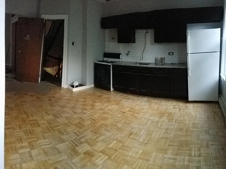 37 Logan Ave #2 — Photo 17