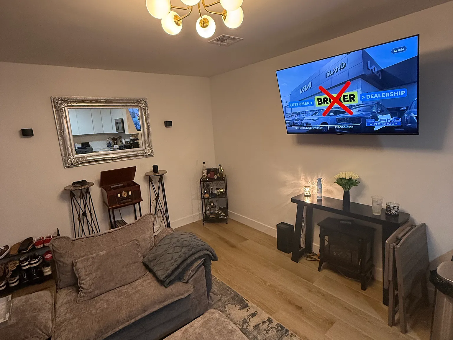 1 bed, 1000 sqft, $1,800 — Photo 4