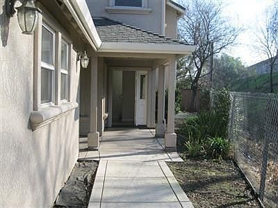 2nd image of 822 Figueroa St