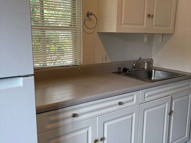 504 Calhoun St NW #B — Photo 3