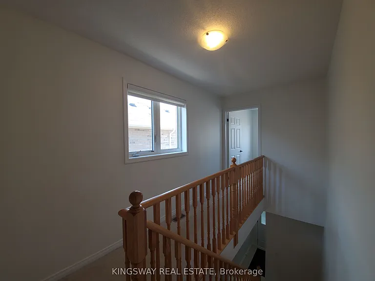 593 Remembrance Rd #UPPER — Photo 12