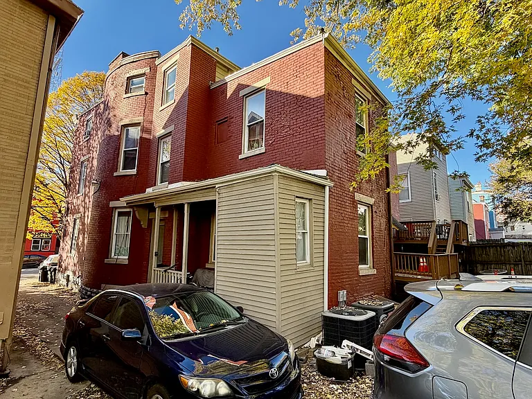 2308 W Clifton Ave #2 — Photo 2