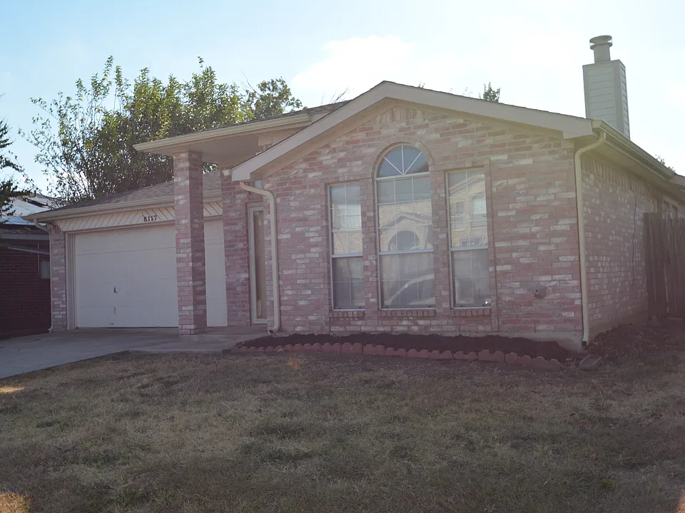 8117 Waterside Trl
