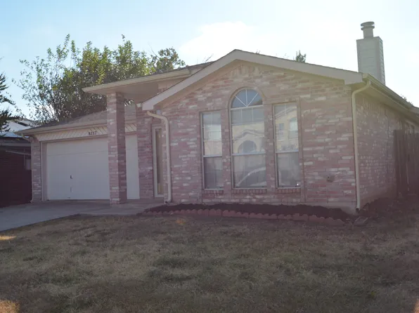 8117 Waterside Trl, Fort Worth, TX 76137