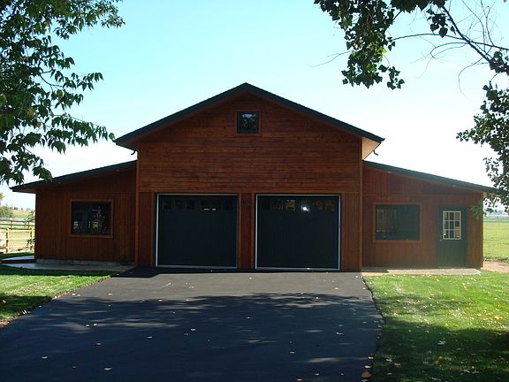 Garage with 2 studios