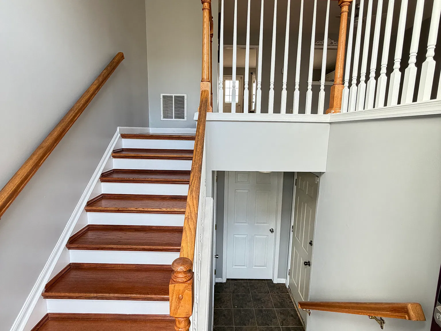 3 bed, 1440 sqft, $2,600 — Photo 2
