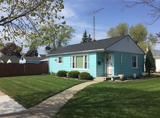1903 31st St, Kenosha, WI 53140