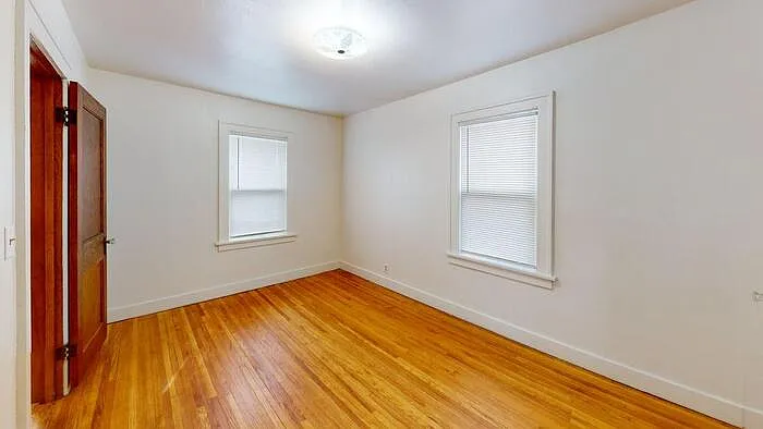 2 bed, 1.0 bath, $1,200 — Photo 4
