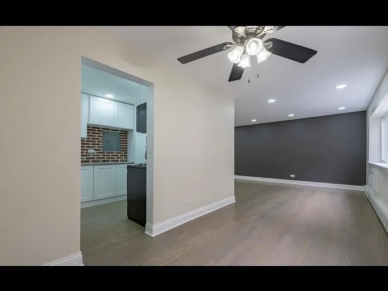 7306 N Winchester Ave #301 — Photo 19
