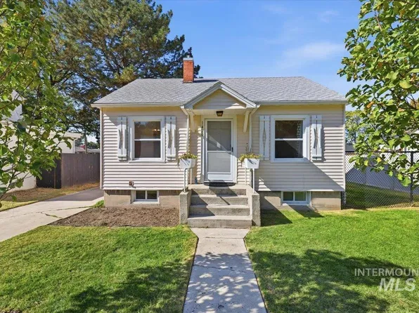 1420 Arlington Ave, Caldwell, ID 83605