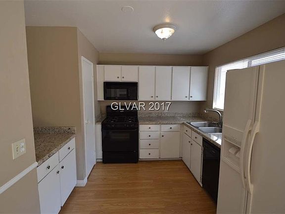 3rd image of 4108 Woodgreen Dr #0