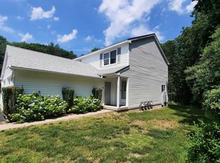 10 Woodstock Hills Dr #10, Woodstock, CT 06281