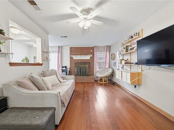 4th image of 3823 Rica Dr