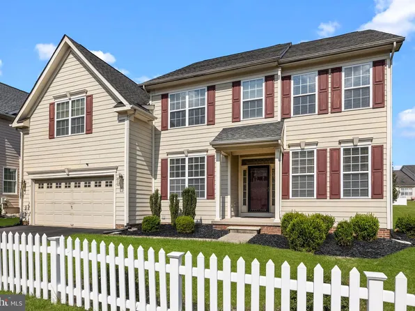 5 Kingsley Ct, Newtown, PA 18940