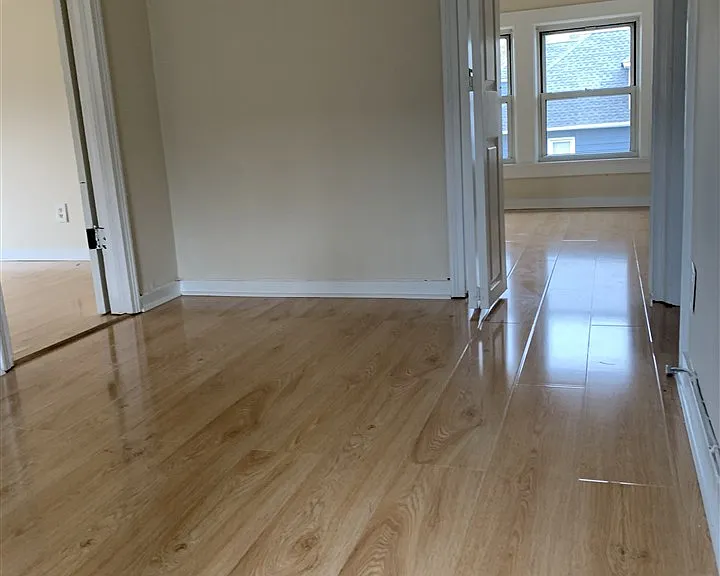 228 73rd St — Photo 2
