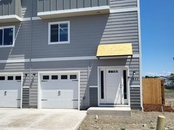 7866 28th St, White City, OR 97503