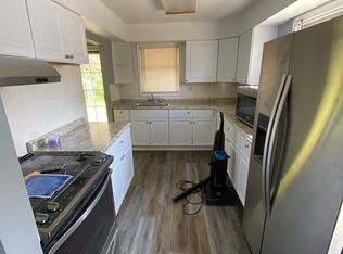 6518 N Silvery Ln, Dearborn Heights, MI 48127