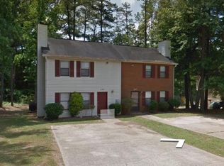 908 Silverwood Dr, Atlanta, GA