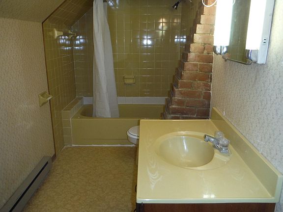 5th image of 1107 Buffalo St #4