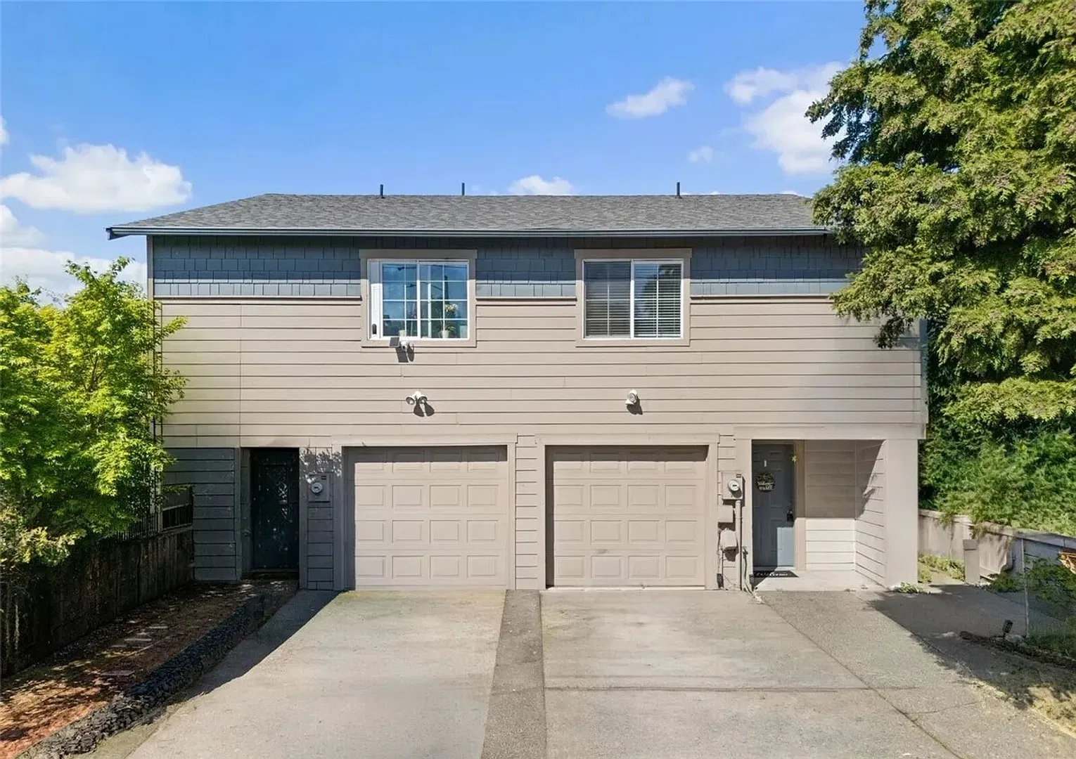 Spacious 3BR/2BA in South Tacoma 1,234 Sq ! Apply Today — Photo 1