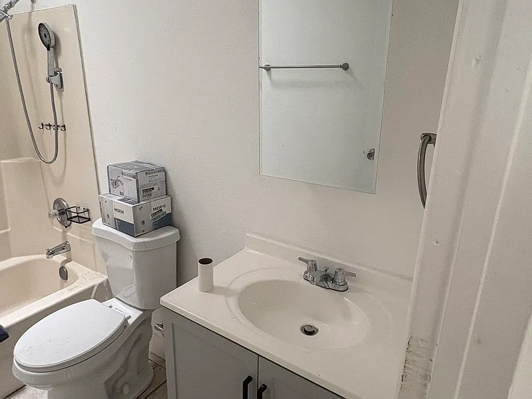 2715 E Marconi Ave #2 — Photo 3