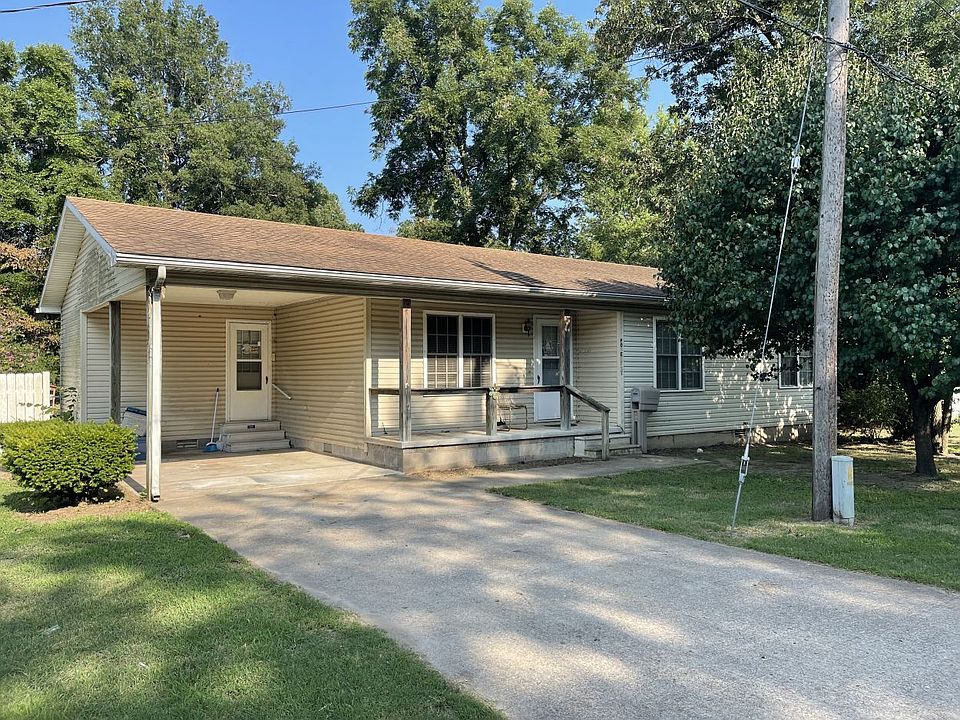 1st image of 205 Powers St