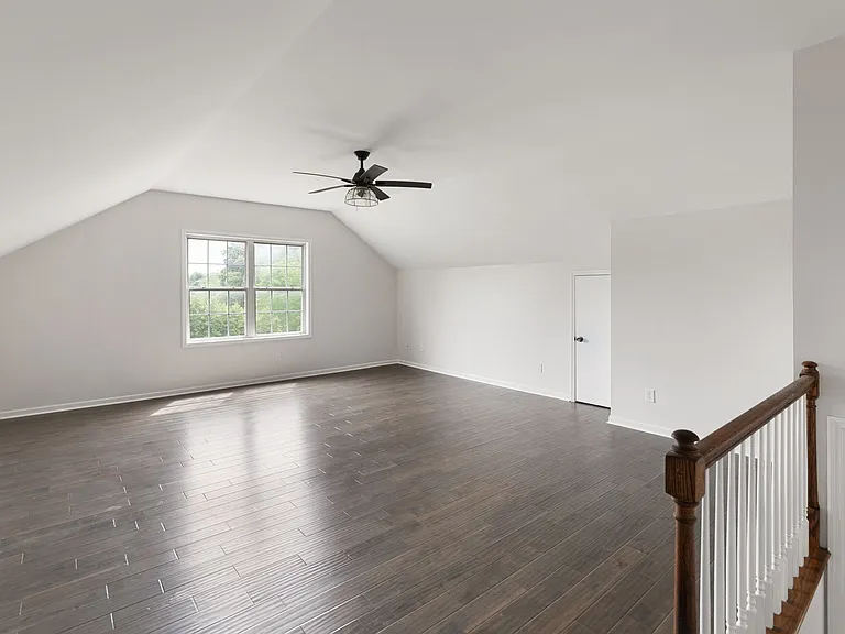 8001 Anna Ct — Photo 8